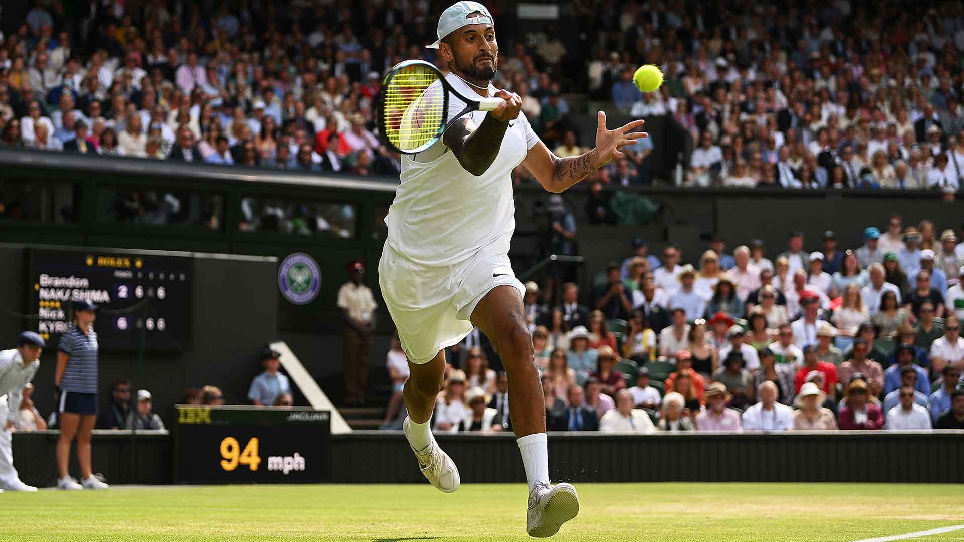 Kyrgios di nuovo nel mirino: la mamma di Tsitsipas lo accusa