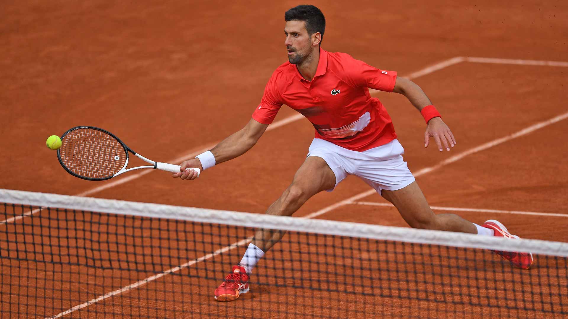 Roland Garros, il conflitto in Kosovo in primo piano grazie a Djokovic