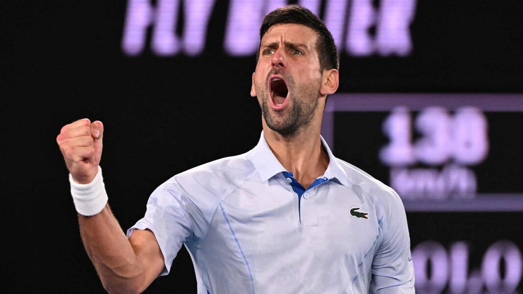 Australian Open, Djokovic scherza con Agassi in tribuna (VIDEO)