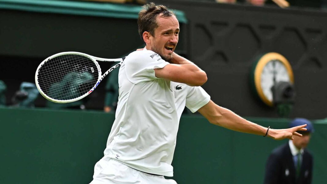 Wimbledon, Medvedev si coccola Sinner e Alcaraz: gli auguro il meglio per il futuro