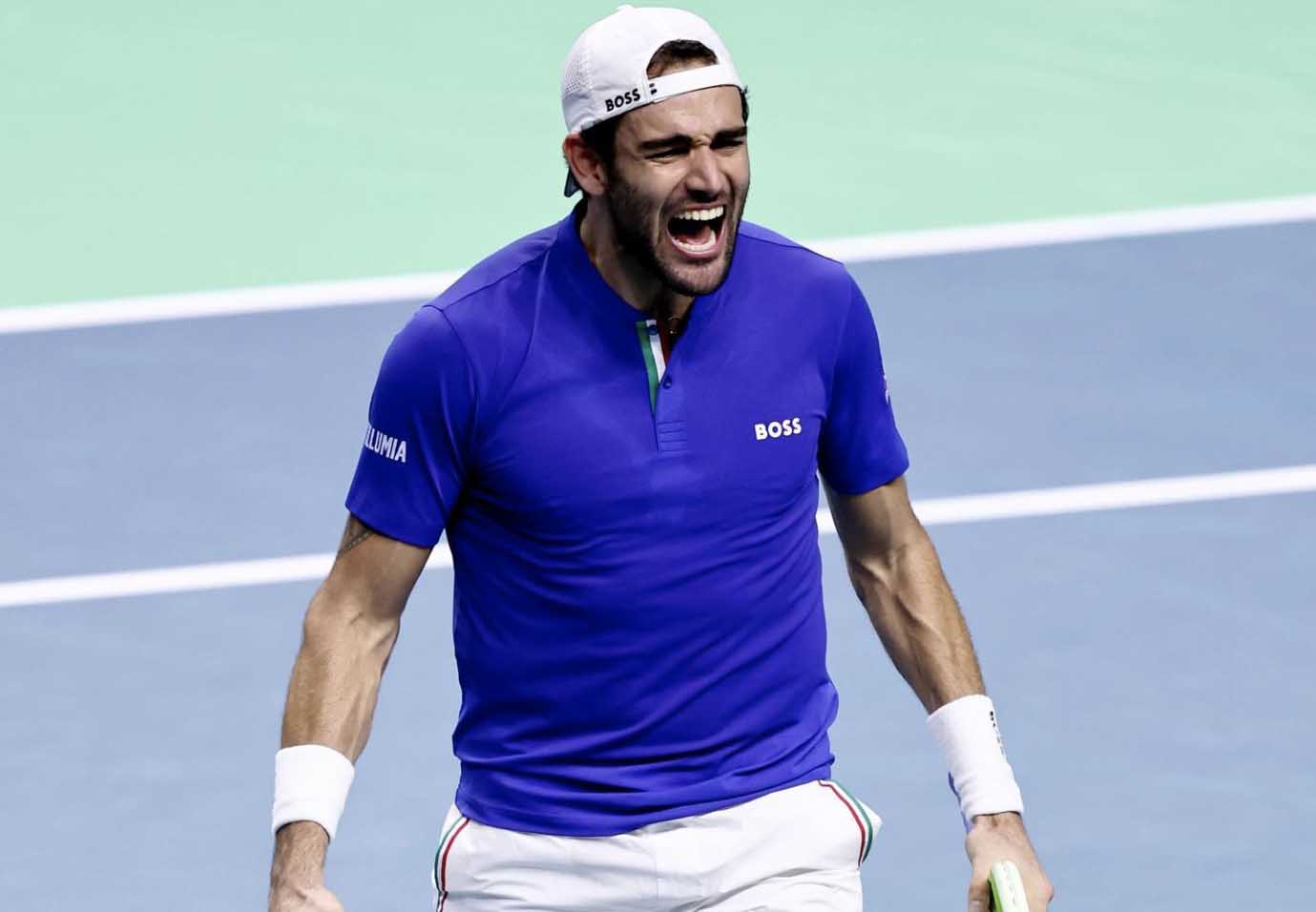 Finale Coppa Davis, Berrettini è on fire: Van de Zandschulp si arrende.  Italia avanti - Tennis Fever