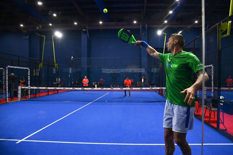 Marco Materazzi in un match padel