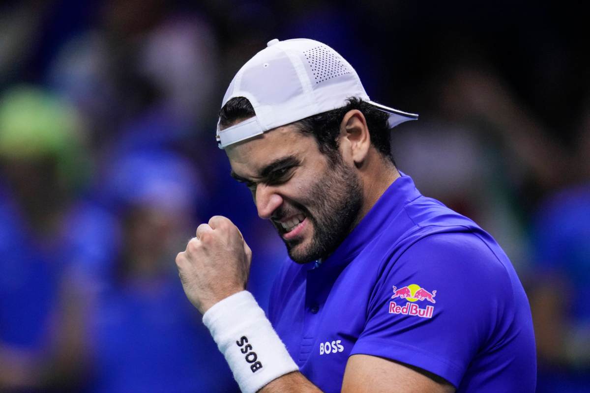 Matteo Berrettini esulta