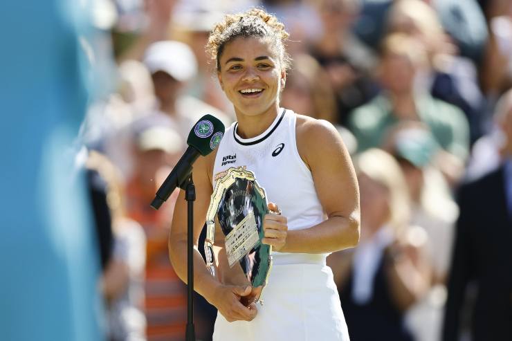 Paolini sorridente dopo la finale di Wimbledon