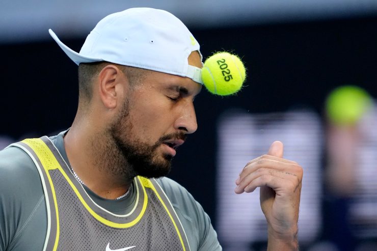 Nick Kyrgios in campo a Melbourne