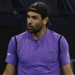 Matteo Berrettini in campo a Melbourne