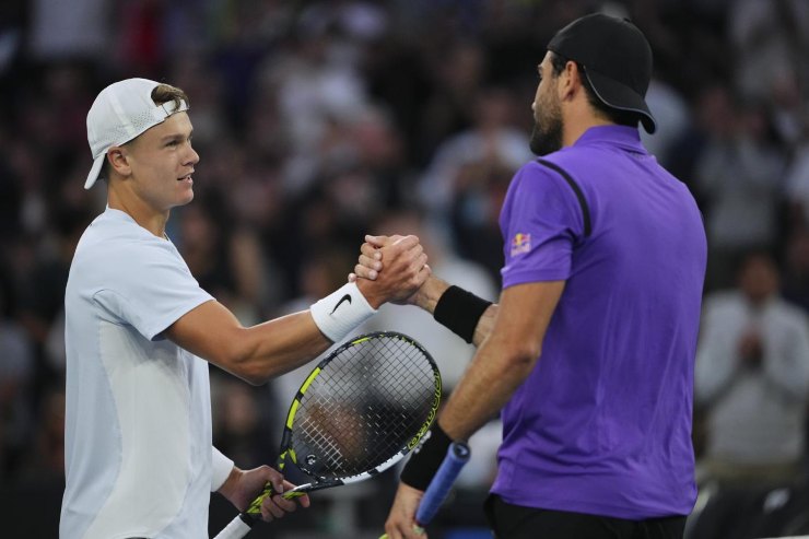 Rune e Berrettini si salutano a Melbourne