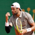 Matteo Berrettini in campo a Monte-Carlo