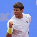 Flavio Cobolli esulta a Bucarest