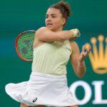 Jasmine Paolini in azione con il dritto
