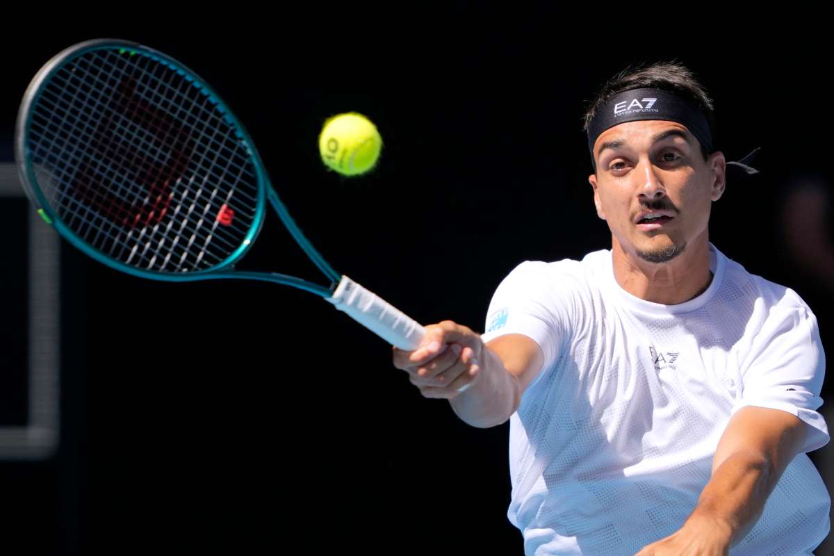 Il tennista torinese Lorenzo Sonego