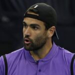 Matteo Berrettini sorpreso in campo