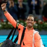 Rafa Nadal saluta il pubblico