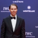 Rafael Nadal in abito elegante ai Laureus Awards