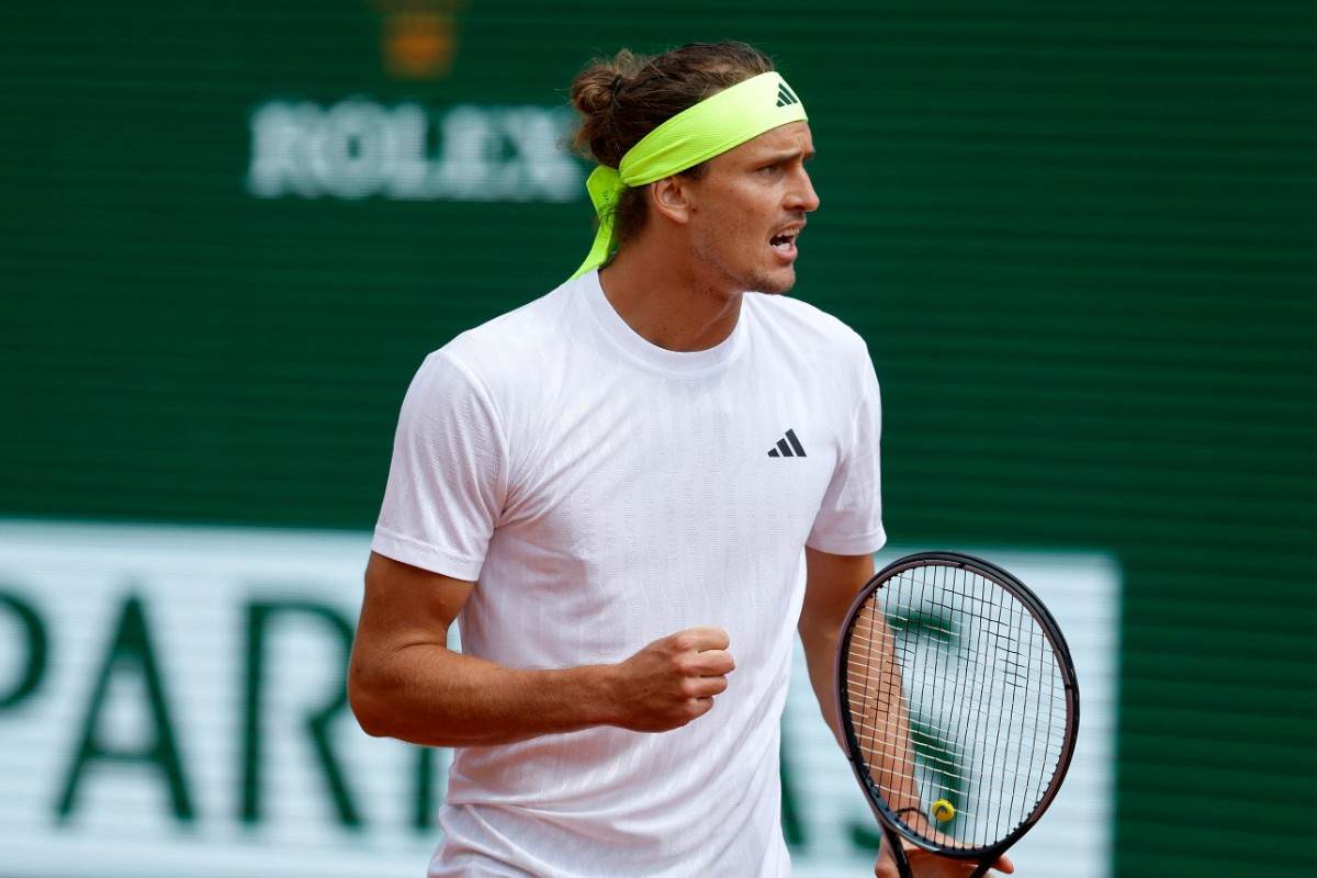 Sascha Zverev esulta a Monte Carlo